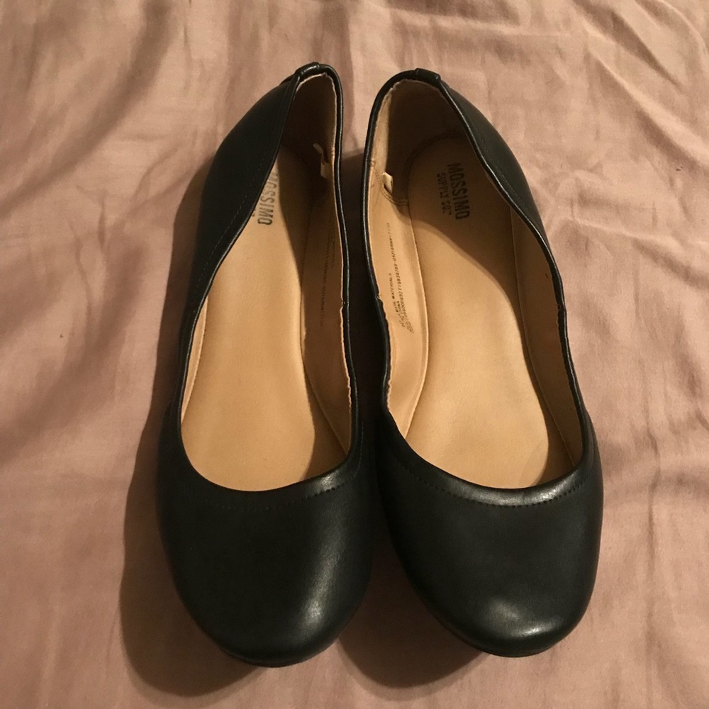 Black Flats!